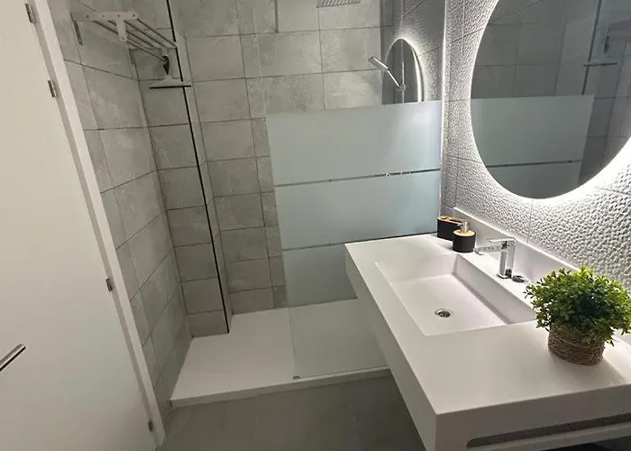 Break By Isa Lägenhet *