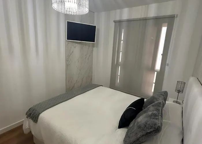 Break By Isa Lägenhet